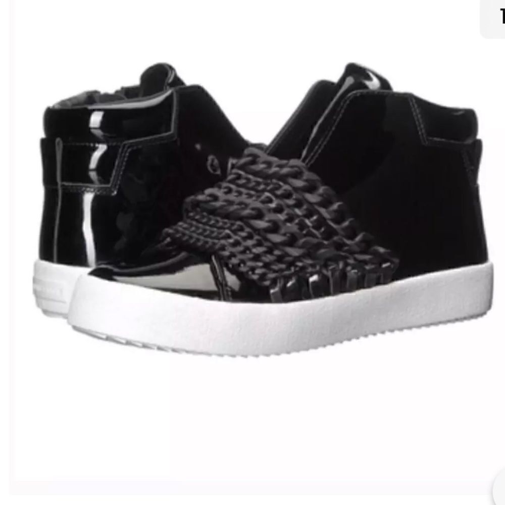KENDALL & KYLIE Black Patent Leather Duke Astana Chain Booties-6M